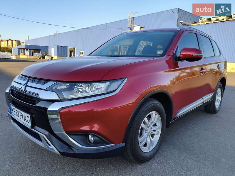 Mitsubishi Outlander 2018