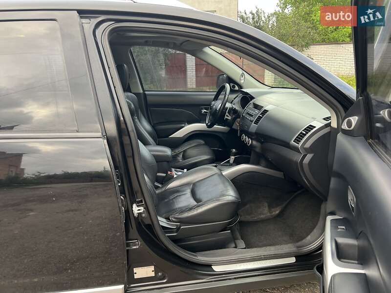 Внедорожник / Кроссовер Mitsubishi Outlander 2007 в Полтаве