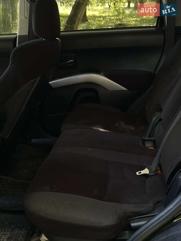 Позашляховик / Кросовер Mitsubishi Outlander 2008 в Івано-Франківську