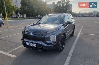 Позашляховик / Кросовер Mitsubishi Outlander 2024 в Броварах