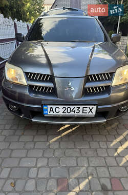 Внедорожник / Кроссовер Mitsubishi Outlander 2005 в Луцке