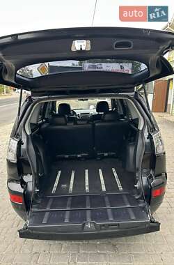 Внедорожник / Кроссовер Mitsubishi Outlander 2007 в 