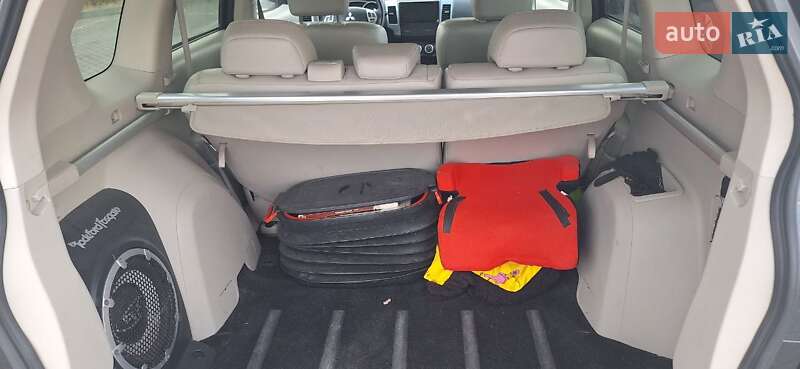 Позашляховик / Кросовер Mitsubishi Outlander 2007 в Миколаєві