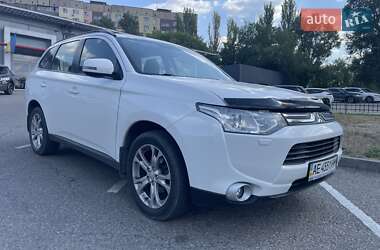 Внедорожник / Кроссовер Mitsubishi Outlander 2014 в Днепре