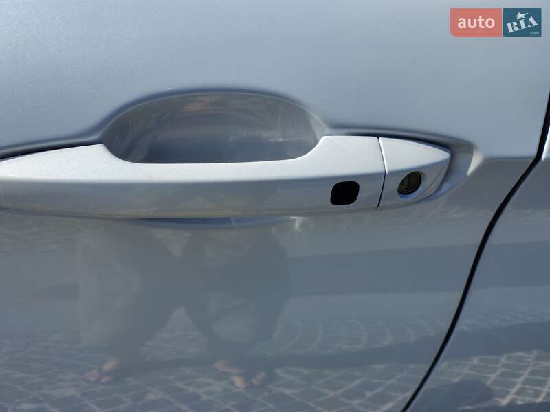 Позашляховик / Кросовер Mitsubishi Outlander 2022 в Дніпрі