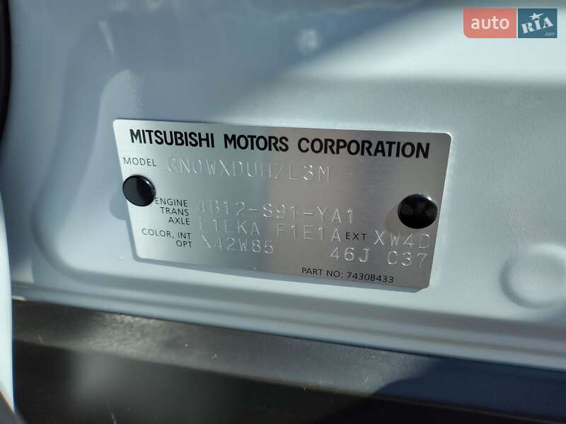 Позашляховик / Кросовер Mitsubishi Outlander 2022 в Дніпрі