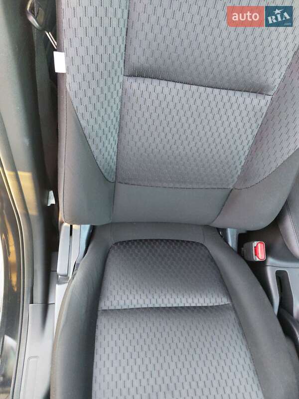 Позашляховик / Кросовер Mitsubishi Outlander 2012 в Нетішині