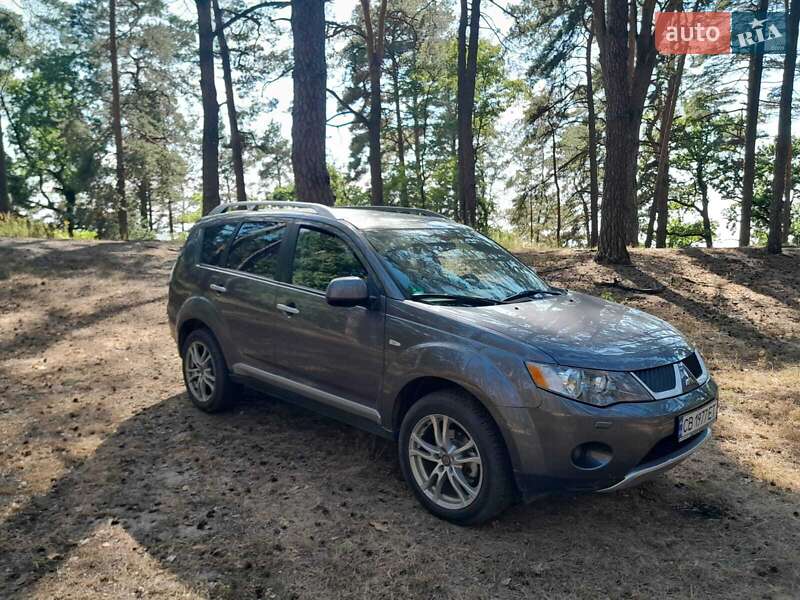 Mitsubishi Outlander 2008