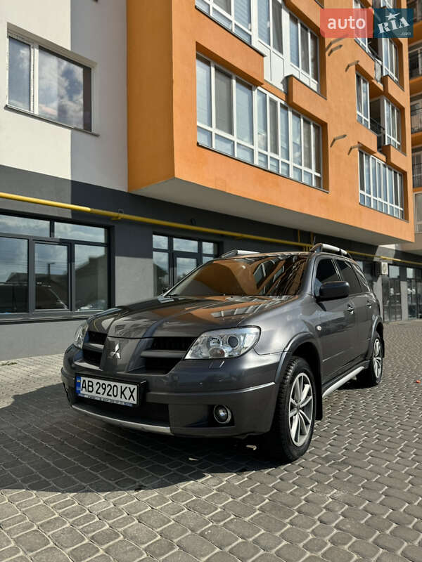 Внедорожник / Кроссовер Mitsubishi Outlander 2006 в Виннице