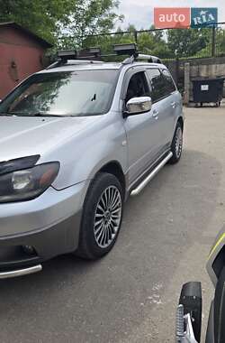 Внедорожник / Кроссовер Mitsubishi Outlander 2003 в Кропивницком