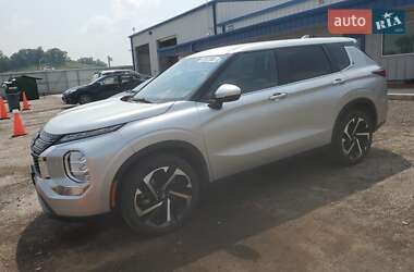 Mitsubishi Outlander 2021