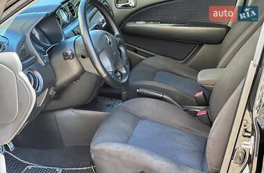 Внедорожник / Кроссовер Mitsubishi Outlander 2006 в 