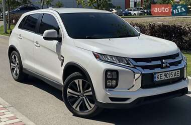 Внедорожник / Кроссовер Mitsubishi Outlander 2020 в Днепре