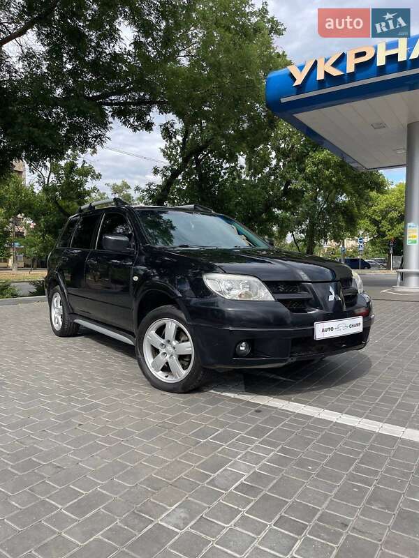 Mitsubishi Outlander 2008