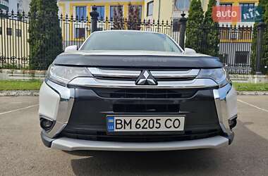 Позашляховик / Кросовер Mitsubishi Outlander 2015 в Сумах