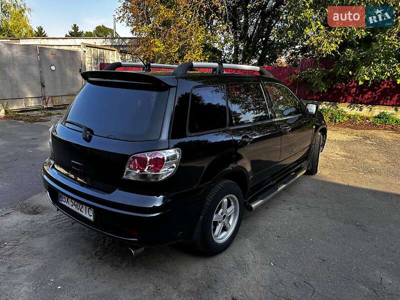 Позашляховик / Кросовер Mitsubishi Outlander 2003 в Хмельницькому