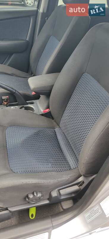 Внедорожник / Кроссовер Mitsubishi Outlander 2008 в Киеве фото 5 Внедорожник / Кроссовер Mitsubishi Outlander 2008 в Киеве