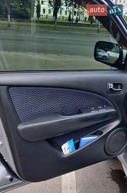 Mitsubishi Outlander 2008