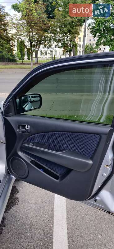 Внедорожник / Кроссовер Mitsubishi Outlander 2008 в Киеве фото 16 Внедорожник / Кроссовер Mitsubishi Outlander 2008 в Киеве