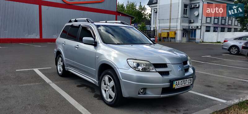 Позашляховик / Кросовер Mitsubishi Outlander 2008 в 