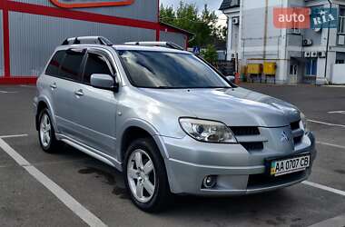 Внедорожник / Кроссовер Mitsubishi Outlander 2008 в 