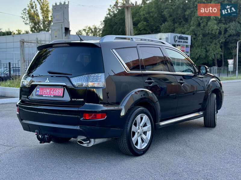 Внедорожник / Кроссовер Mitsubishi Outlander 2010 в Полтаве