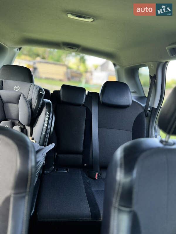 Позашляховик / Кросовер Mitsubishi Outlander 2011 в Стрию