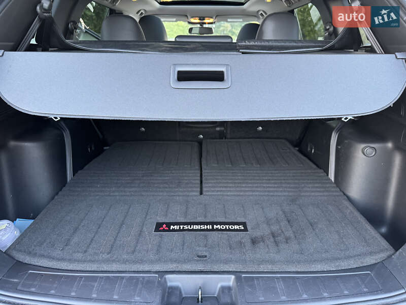 Внедорожник / Кроссовер Mitsubishi Outlander 2021 в Кривом Роге
