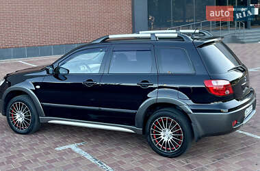 Внедорожник / Кроссовер Mitsubishi Outlander 2005 в 