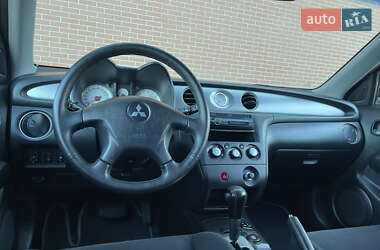 Внедорожник / Кроссовер Mitsubishi Outlander 2005 в 
