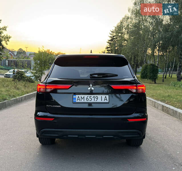 Позашляховик / Кросовер Mitsubishi Outlander 2022 в Житомирі фото 8 Позашляховик / Кросовер Mitsubishi Outlander 2022 в Житомирі