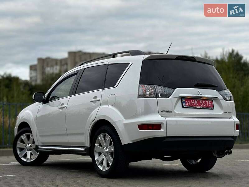Внедорожник / Кроссовер Mitsubishi Outlander 2011 в Дрогобыче