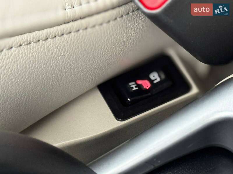 Внедорожник / Кроссовер Mitsubishi Outlander 2011 в Дрогобыче