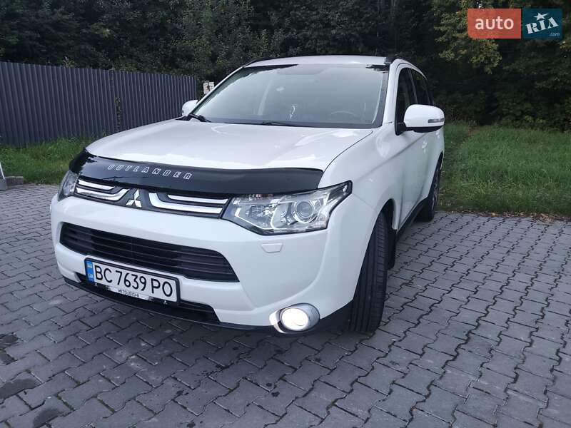 Mitsubishi Outlander 2013