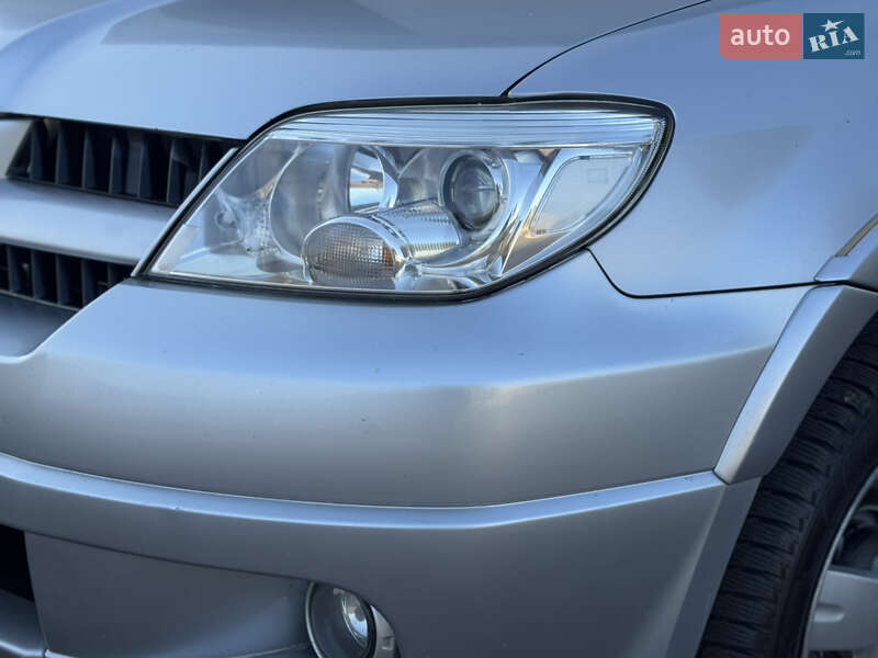 Внедорожник / Кроссовер Mitsubishi Outlander 2007 в Ровно