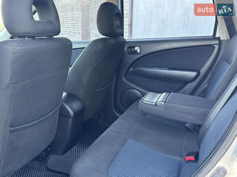 Внедорожник / Кроссовер Mitsubishi Outlander 2007 в Ровно