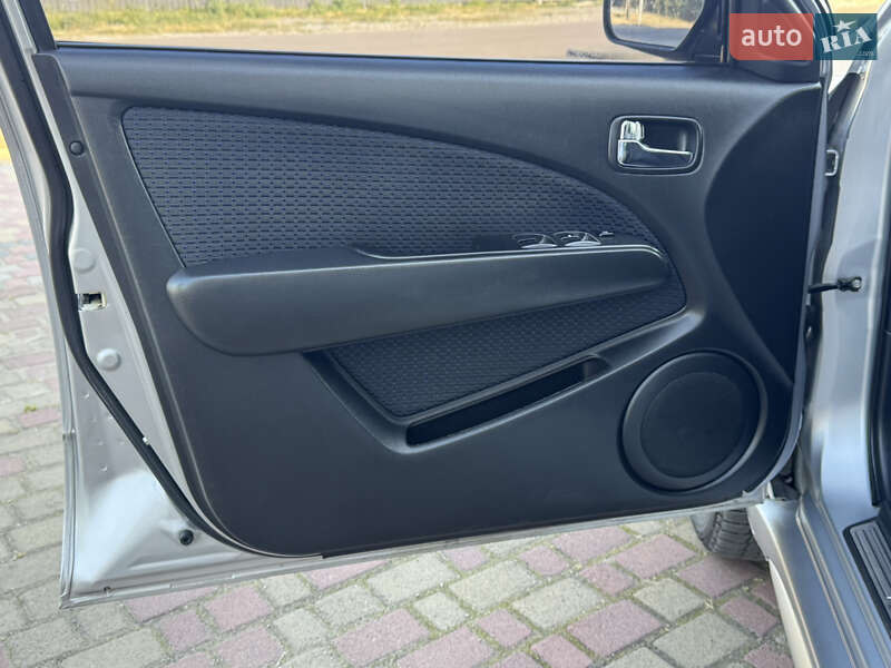 Внедорожник / Кроссовер Mitsubishi Outlander 2007 в Ровно