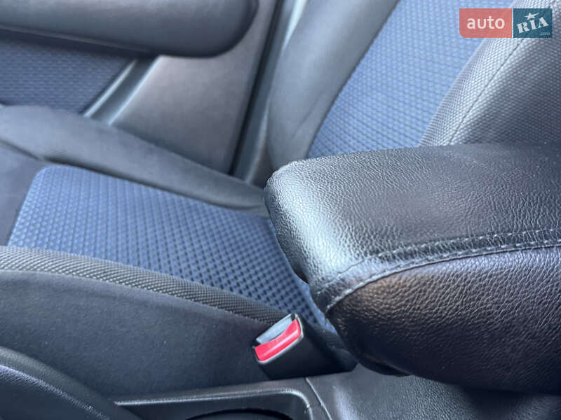 Внедорожник / Кроссовер Mitsubishi Outlander 2007 в Ровно