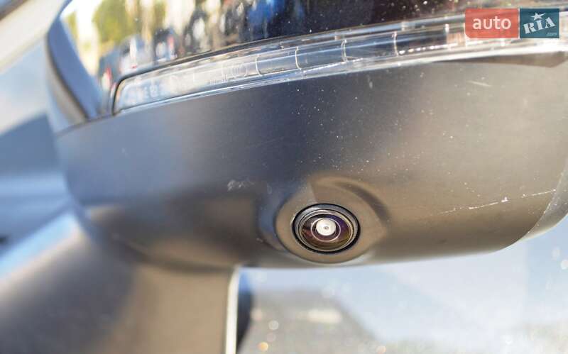 Позашляховик / Кросовер Mitsubishi Outlander 2021 в Одесі