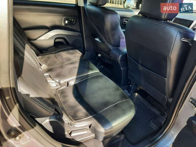 Позашляховик / Кросовер Mitsubishi Outlander 2008 в Дніпрі