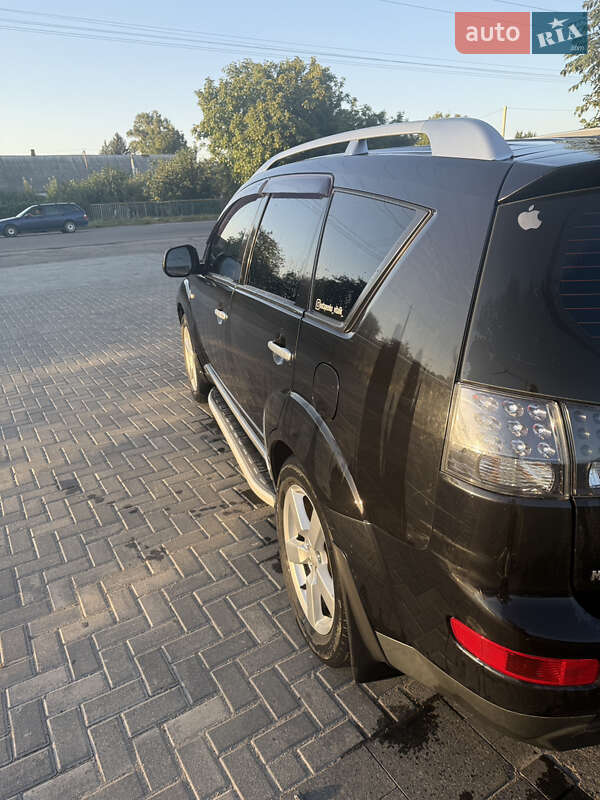Внедорожник / Кроссовер Mitsubishi Outlander 2008 в Виннице