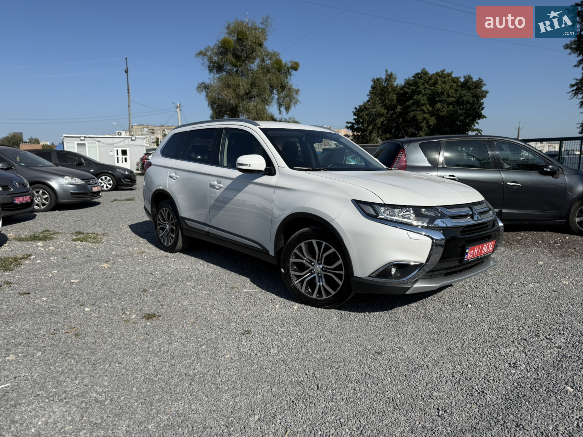2016 Mitsubishi Outlander - мініатюра 61