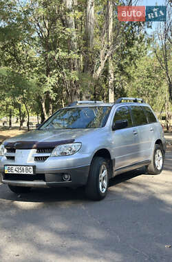 Внедорожник / Кроссовер Mitsubishi Outlander 2007 в Николаеве