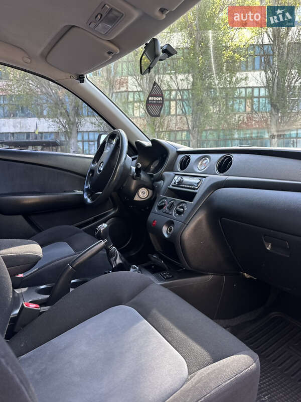 Внедорожник / Кроссовер Mitsubishi Outlander 2007 в Николаеве