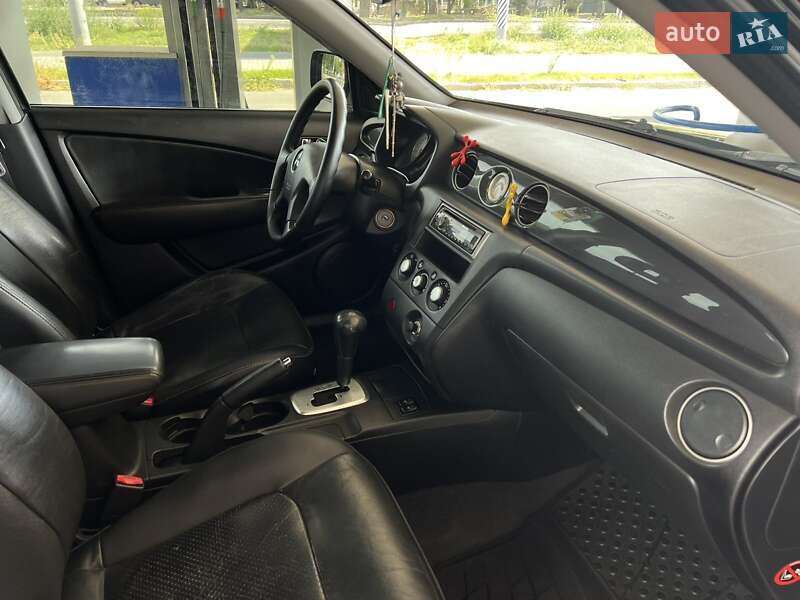 Внедорожник / Кроссовер Mitsubishi Outlander 2007 в Николаеве