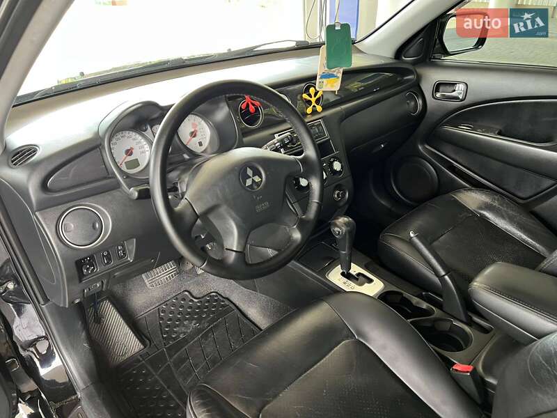 Внедорожник / Кроссовер Mitsubishi Outlander 2007 в Николаеве
