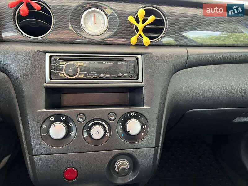 Внедорожник / Кроссовер Mitsubishi Outlander 2007 в Николаеве