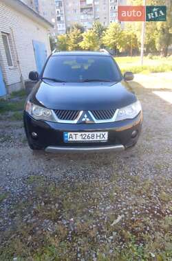Внедорожник / Кроссовер Mitsubishi Outlander 2008 в 