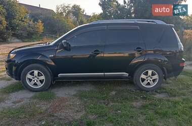 Позашляховик / Кросовер Mitsubishi Outlander 2008 в 