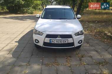 Внедорожник / Кроссовер Mitsubishi Outlander 2010 в Запорожье